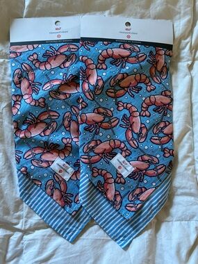NWT Vineyard Vines for dogs.